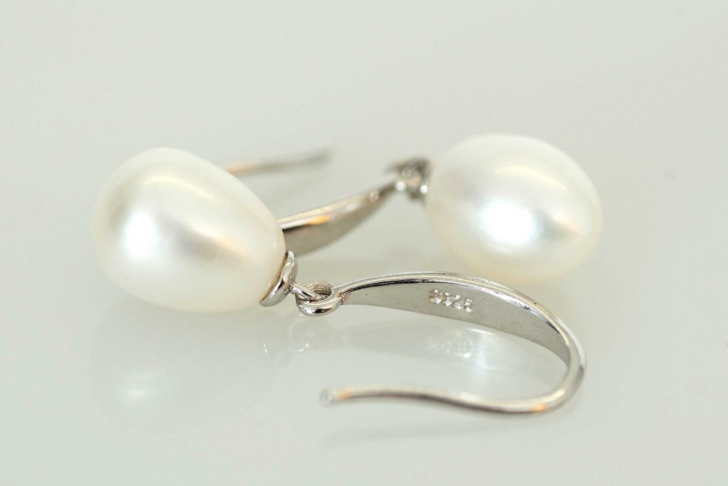 Classic Drop Pearl Earrings