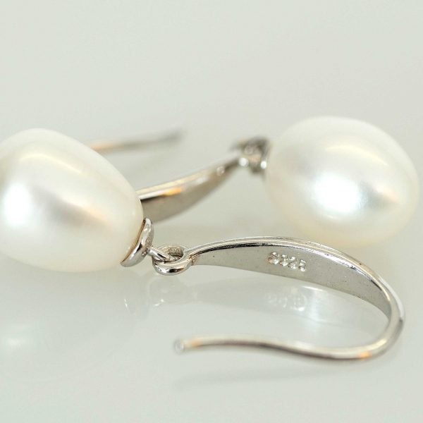 Classic Drop Pearl Earrings