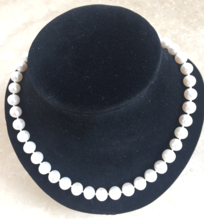The Classic 18 inch Large Pearl Necklace