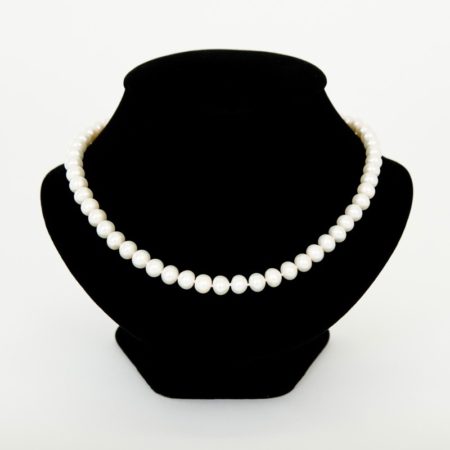 Pearl necklace 18" Semi Round