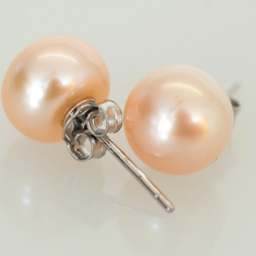 Peach stud earrings 11 mm