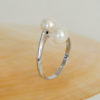 Two pearl ring
