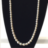 Graduated pearl necklace