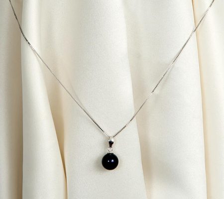 Black pearl pendant