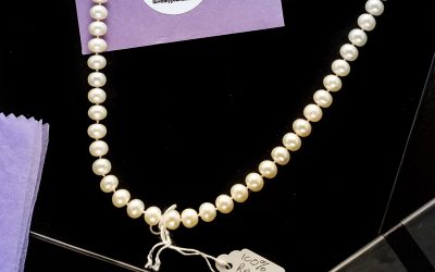 Pearl necklace in a box